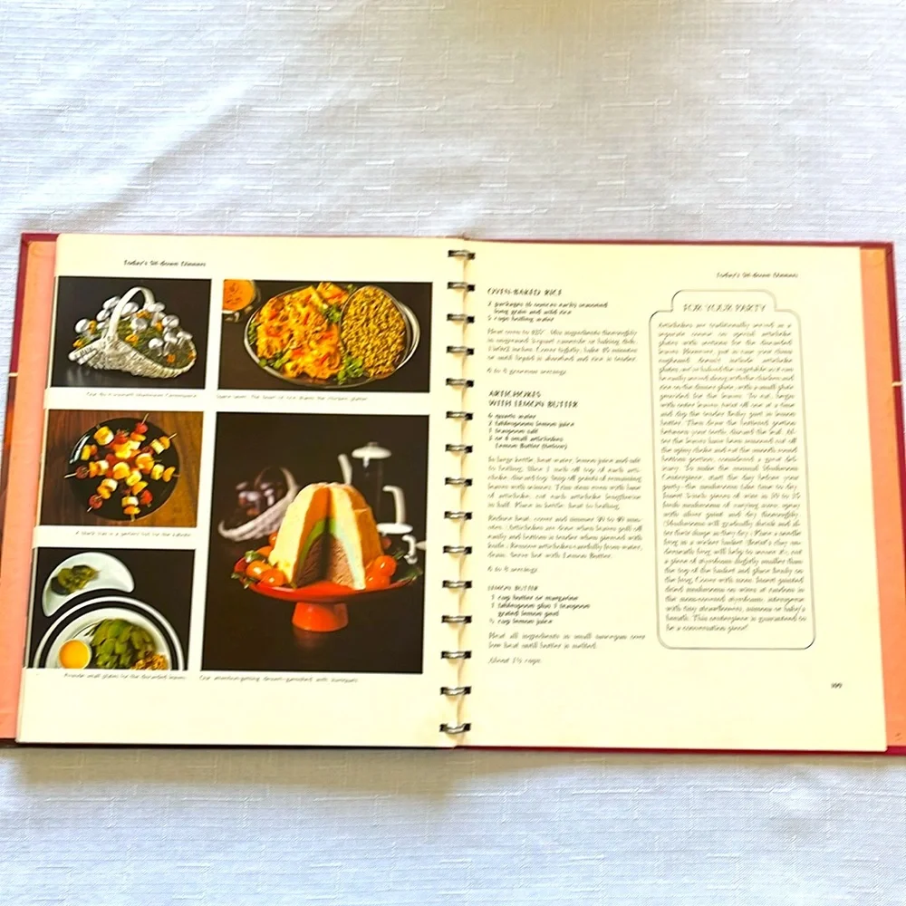 VINTAGE BETTY CROCKER COOKBOOK